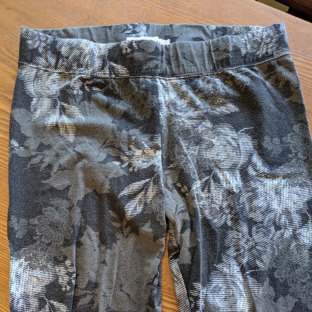 Aeropostale floral leggings